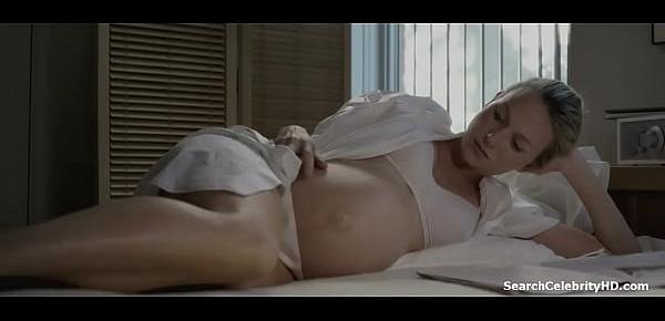  Naomi Watts in Mother and C-hild 2009